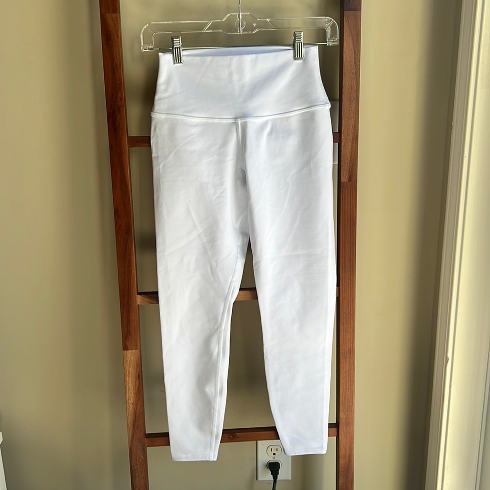 ALO white leggings 7/8